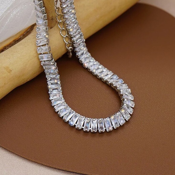 NEW STERLING SILVER DIAMOND CHOKER NECKLACE - Picture 4 of 6